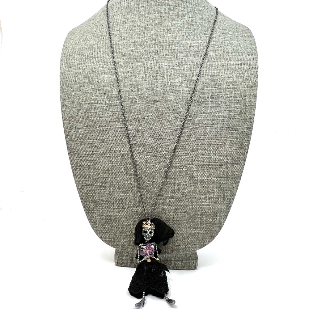 Betsey Johnson ‘Dark Magic’ Skeleton Bride Necklace & Earrings (2) Set NWT/HTF! - Picture 3 of 14